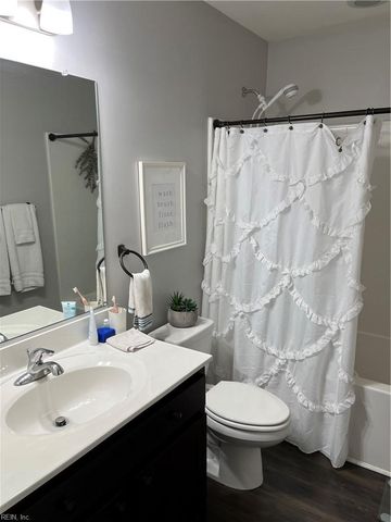 213 Feldspar ST, Virginia Beach, VA 23462