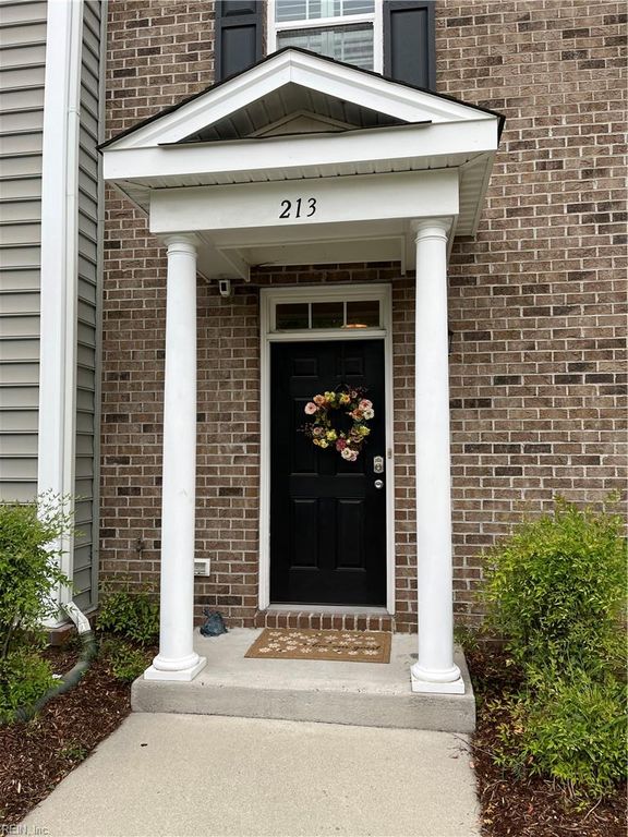 213 Feldspar ST, Virginia Beach, VA 23462