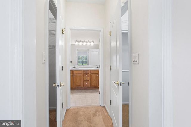 28 RAINFLOWER LN, West Windsor, NJ 08550