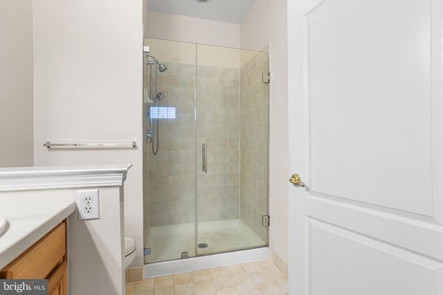 28 RAINFLOWER LN, West Windsor, NJ 08550