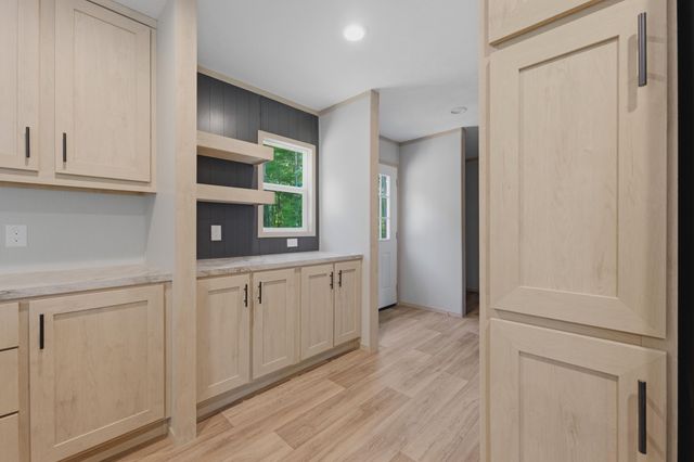 329 Hickory Nut Way, Cross, SC 29436