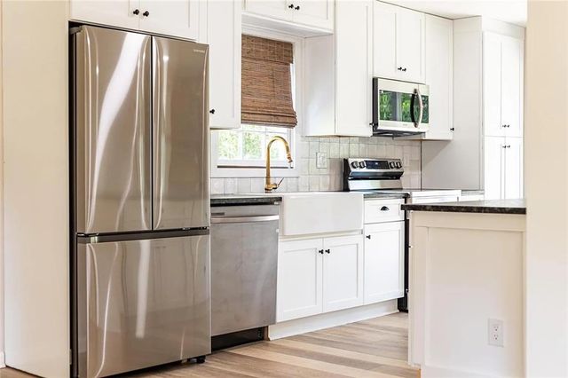 729 Osco Parkway, Woodstock, GA 30188
