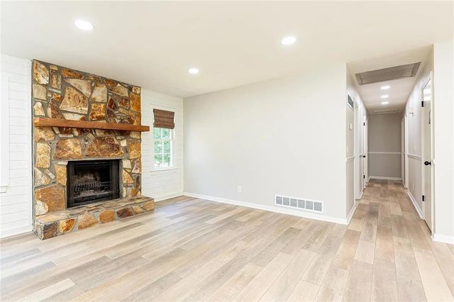 729 Osco Parkway, Woodstock, GA 30188