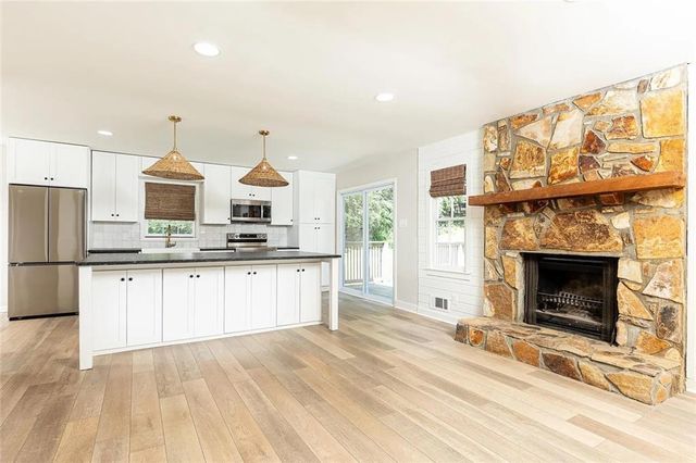 729 Osco Parkway, Woodstock, GA 30188