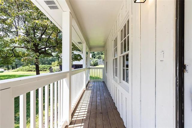 729 Osco Parkway, Woodstock, GA 30188