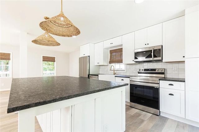 729 Osco Parkway, Woodstock, GA 30188