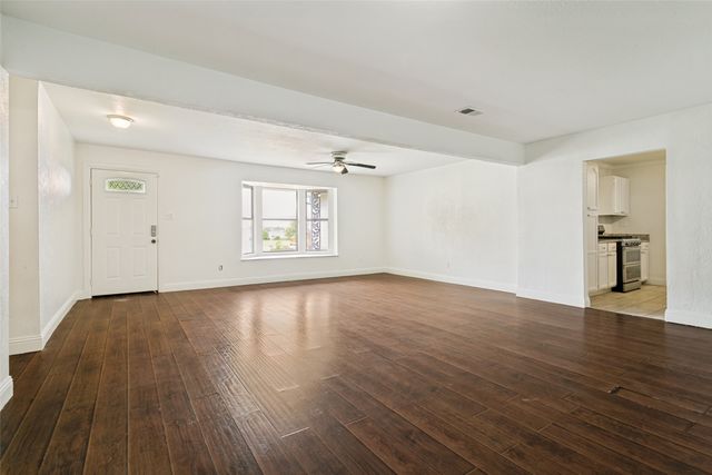 1904 Old Kirk Road, Bedford, TX 76022