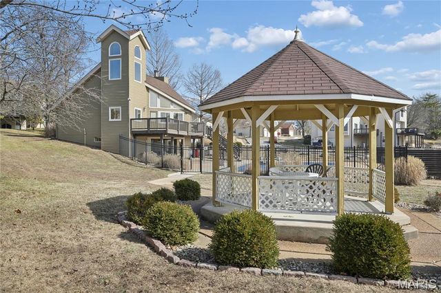 13721 La Conte Court, St Louis, MO 63128