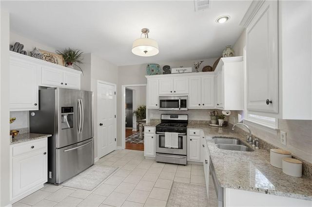 940 River Cove Drive, Dacula, GA 30019
