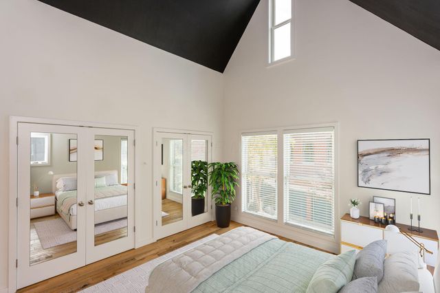 978 Summit Street, Columbus, OH 43201