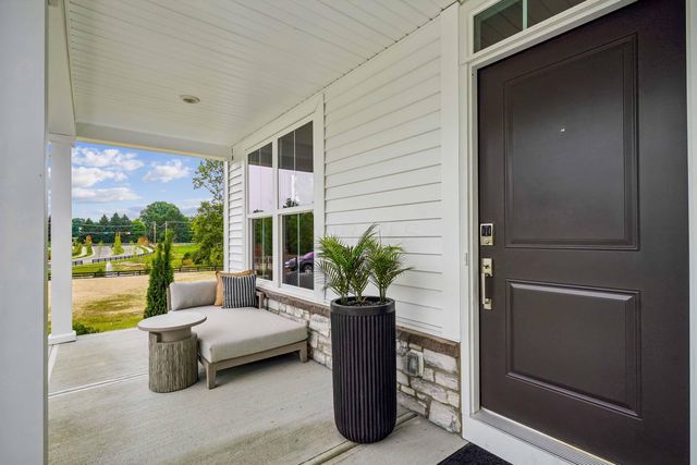 106 Ruby Road, Pataskala, OH 43062