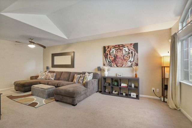 605 Natalie Ln, Tracy, CA 95376