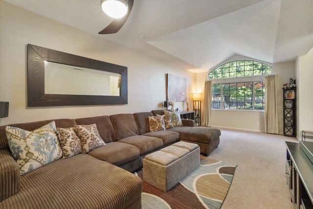 605 Natalie Ln, Tracy, CA 95376