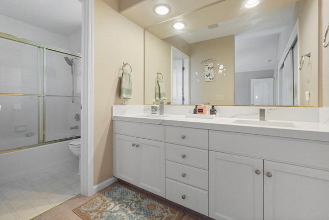 605 Natalie Ln, Tracy, CA 95376