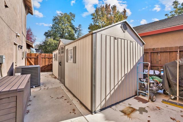 605 Natalie Ln, Tracy, CA 95376