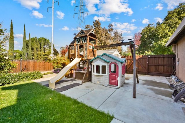 605 Natalie Ln, Tracy, CA 95376