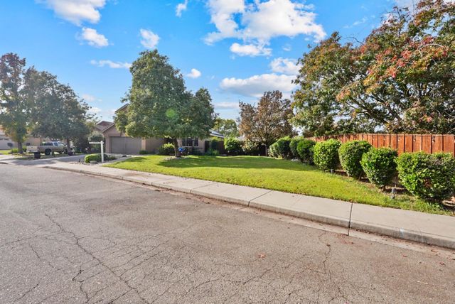 605 Natalie Ln, Tracy, CA 95376