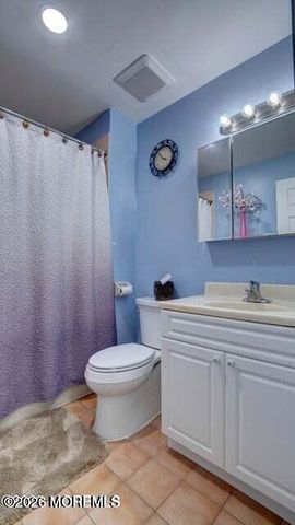 57 Chestnut Way 5-7, Manalapan, NJ 07726