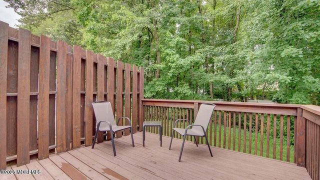 57 Chestnut Way 5-7, Manalapan, NJ 07726