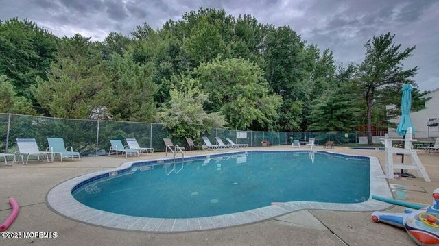 57 Chestnut Way 5-7, Manalapan, NJ 07726