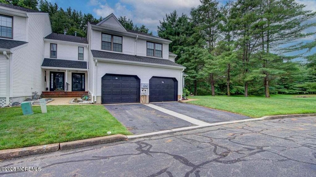 57 Chestnut Way 5-7, Manalapan, NJ 07726