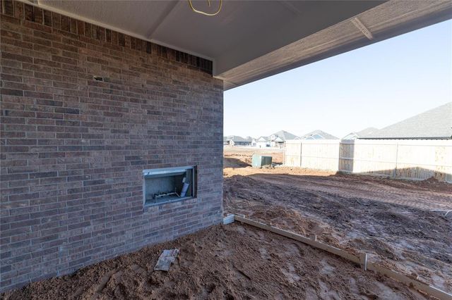 16008 Coneflower Drive, Edmond, OK 73013