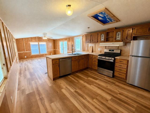 25379 S 608 Court, Grove, OK 74344