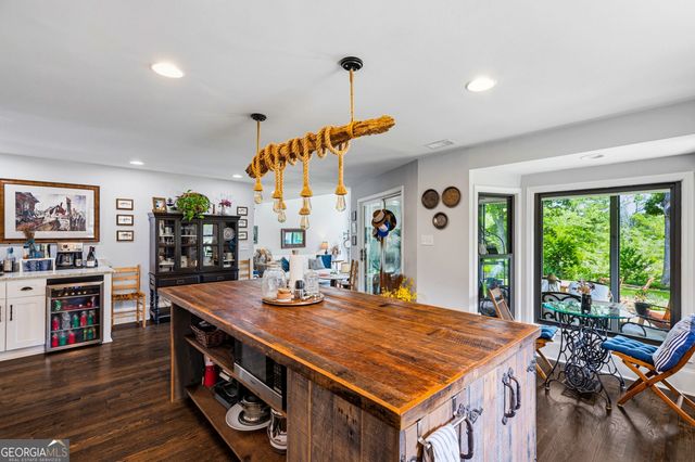 6475 Bryant Drive, Gainesville, GA 30506