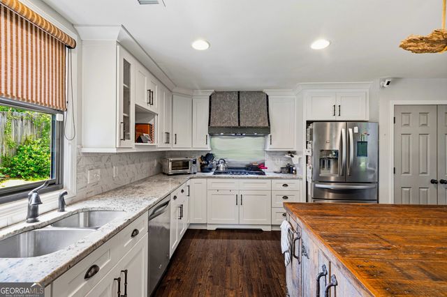 6475 Bryant Drive, Gainesville, GA 30506