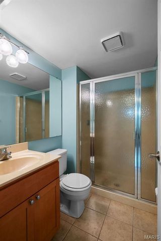 7409 Triwoods Drive G, Shrewsbury, MO 63119