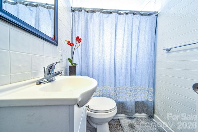 308 S Myrtle School Road, Gastonia, NC 28052