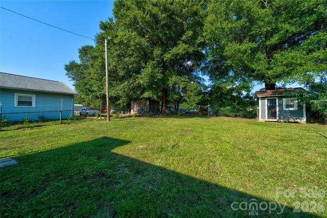 308 S Myrtle School Road, Gastonia, NC 28052