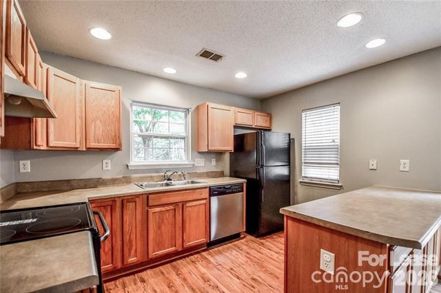 126 Barnhardt Loop, Mooresville, NC 28117