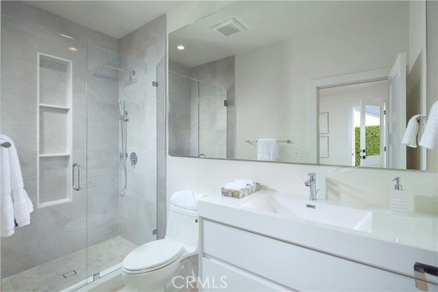 1312 Dover Drive, Newport Beach, CA 92660