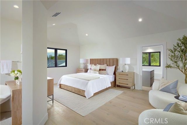 1312 Dover Drive, Newport Beach, CA 92660