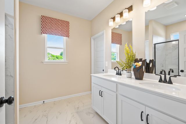 8841 Meadowvale Court, Ooltewah, TN 37363