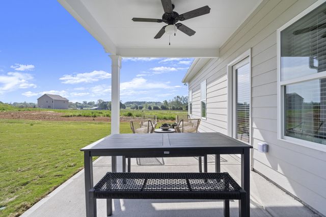 8841 Meadowvale Court, Ooltewah, TN 37363