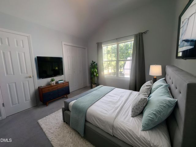 1011 Scotsburg Trail, Hillsborough, NC 27278