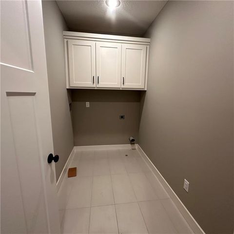 2316 Larkspur Lane, Kearney, MO 64060