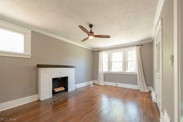 227 Roselawn Avenue NE, Warren, OH 44483