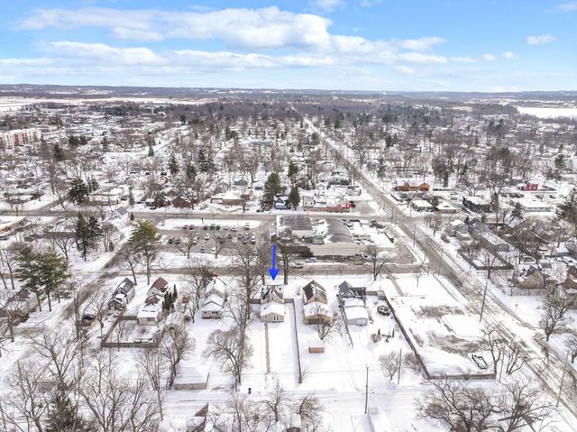 917 Walnut Street, Traverse City, MI 49686