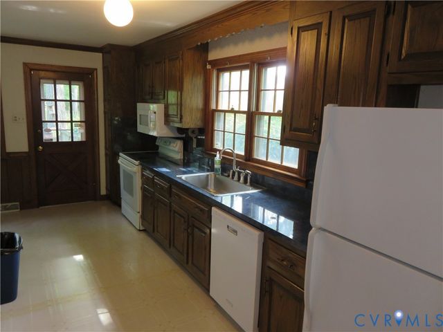 8379 Quailfield Rd, Mechanicsville, VA 23116