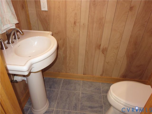 8379 Quailfield Rd, Mechanicsville, VA 23116