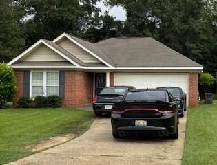 106 Frankfort Drive, Dothan, AL 36305