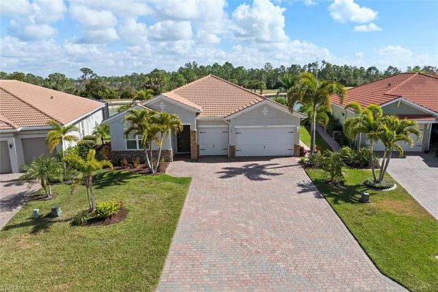 3653 Avenida Del Vera, North Fort Myers, FL 33917