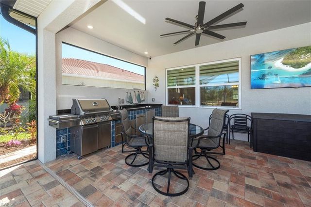 3653 Avenida Del Vera, North Fort Myers, FL 33917