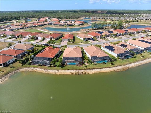 3653 Avenida Del Vera, North Fort Myers, FL 33917