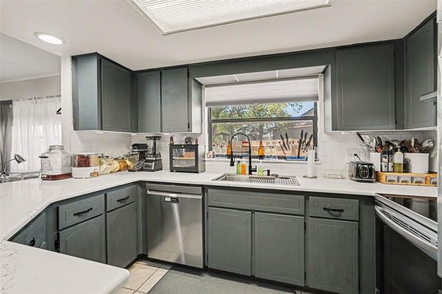 8130 ENGLISH ELM CIRCLE, Spring Hill, FL 34606