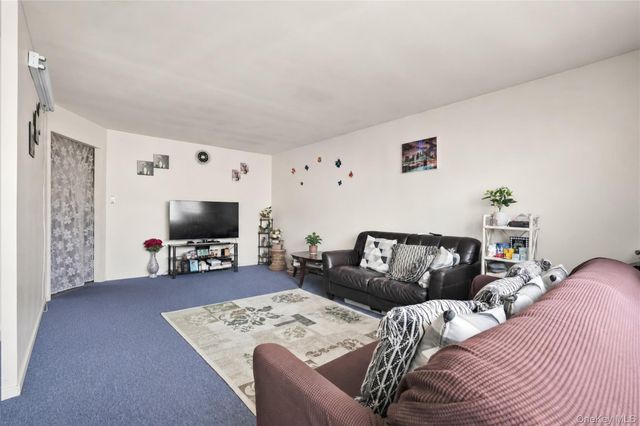 87-14 169th Street, Jamaica Hills, NY 11432
