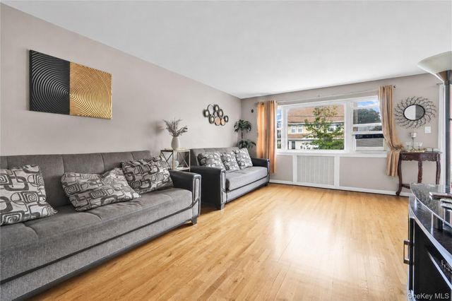 87-14 169th Street, Jamaica Hills, NY 11432
